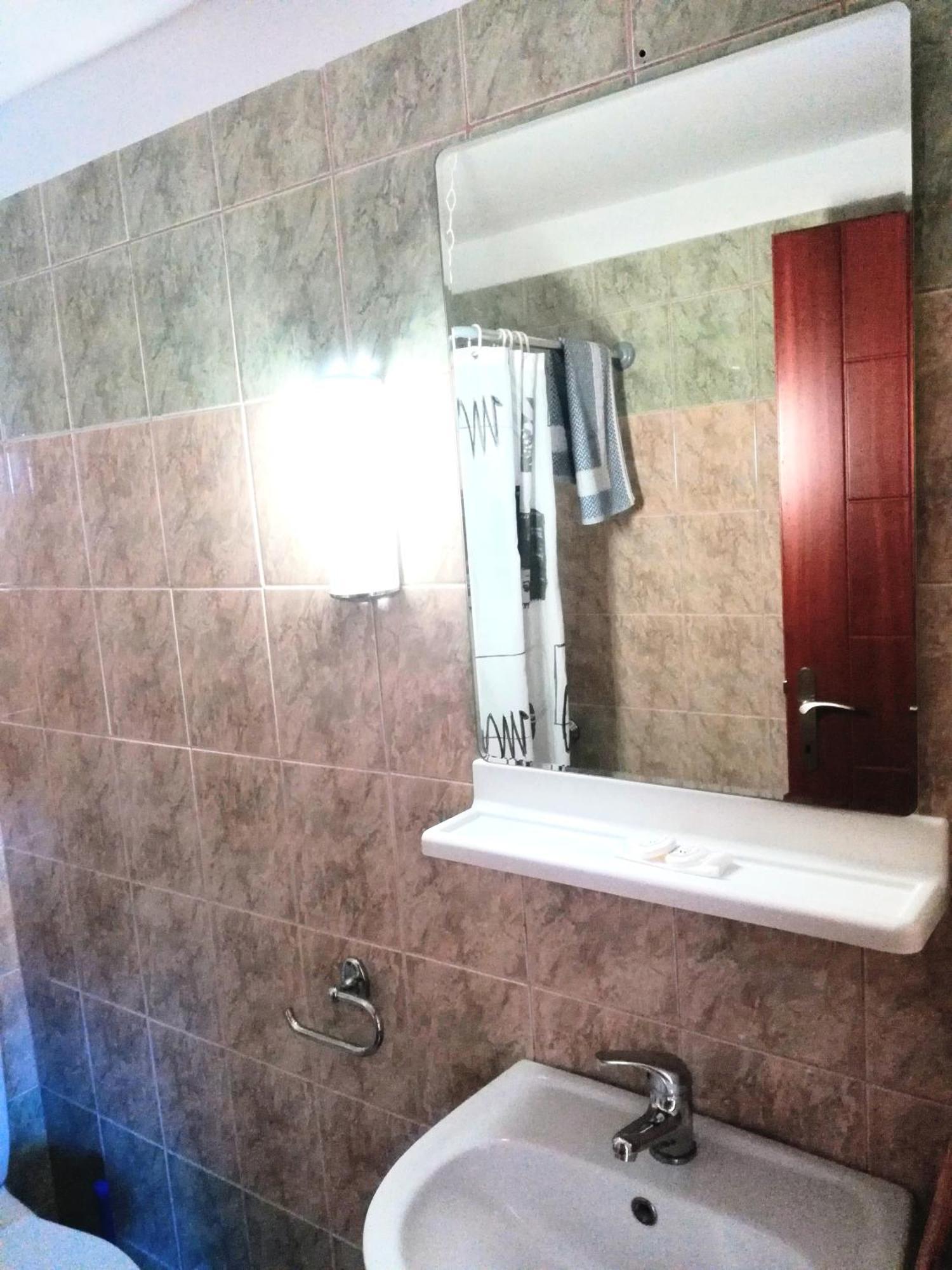 Giorgos Apartments. Skála Foúrkas Chambre photo